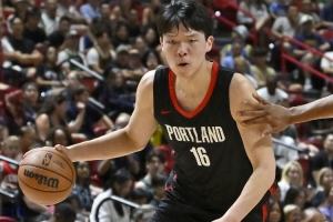 手机网游排行-媒体人：和我国四大内线相比杨瀚森独具特色 所以开拓者选了他