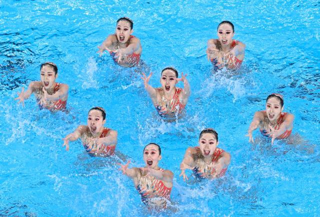 好玩的手机游戏大全-Day 12综述：中国花游创造历史 举重一日收获2金